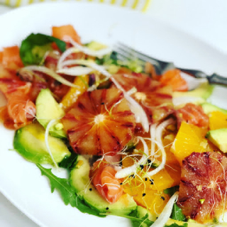 receta simple y sencilla  Ensalada de salmón, aguacate y naranja