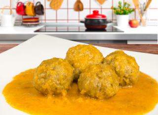 receta simple y sencilla  Estofado de ternera con albóndigas de cep