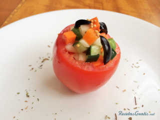 receta simple y sencilla  Tomates rellenos de verduras