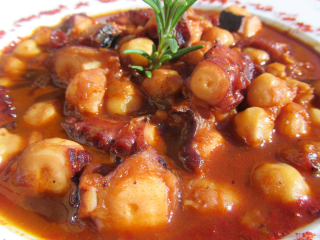 receta simple y sencilla  Potaje de garbanzos y pulpo