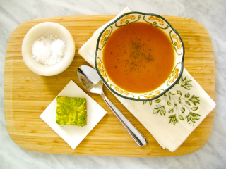 receta simple y sencilla  Sopa de tomate y pimiento dulce