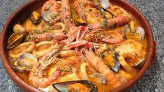 receta simple y sencilla  Zarzuela de rape, langostinos y mejillones