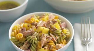 receta simple y sencilla  Ensalada graciosa de atún