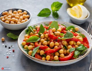 receta simple y sencilla Ensalada de Garbanzos y Pimientos Rojos Asados