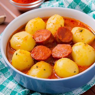 receta simple y sencilla  Patatas con chorizo a la riojana