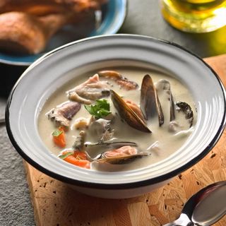 receta simple y sencilla  Sopa de tellinas y mejillones