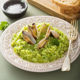 receta simple y sencilla Arroz con almejas en salsa verde